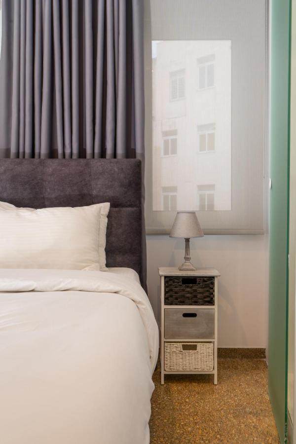 Dema Luxury Suites - Lekka E3 Athens Exterior photo